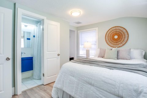 Villa ou maison à vendre à Clearwater, Floride: 4 chambres, 137.87 m2 № 1885054 - photo 23