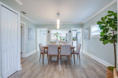 Villa ou maison à vendre à Clearwater, Floride: 4 chambres, 137.87 m2 № 1885054 - photo 14