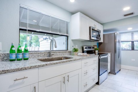 Villa ou maison à vendre à Clearwater, Floride: 4 chambres, 137.87 m2 № 1885054 - photo 21