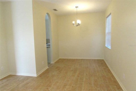 Villa ou maison à vendre à Wesley Chapel, Floride: 4 chambres, 169.55 m2 № 1687174 - photo 6