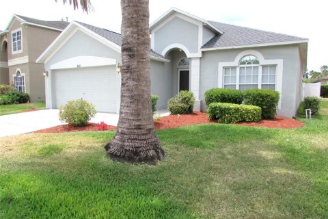 Villa ou maison à vendre à Wesley Chapel, Floride: 4 chambres, 169.55 m2 № 1687174 - photo 2