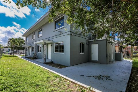 Immobilier commercial à vendre à Florida City, Floride: 287.44 m2 № 2076397 - photo 17