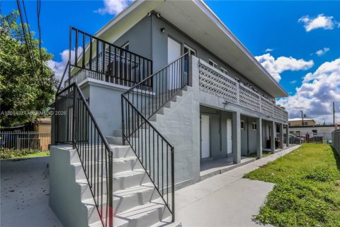 Immobilier commercial à vendre à Florida City, Floride: 287.44 m2 № 2076397 - photo 11