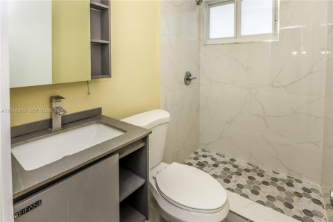 Immobilier commercial à vendre à Florida City, Floride: 287.44 m2 № 2076397 - photo 30