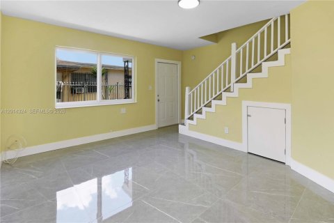Immobilier commercial à vendre à Florida City, Floride: 287.44 m2 № 2076397 - photo 23