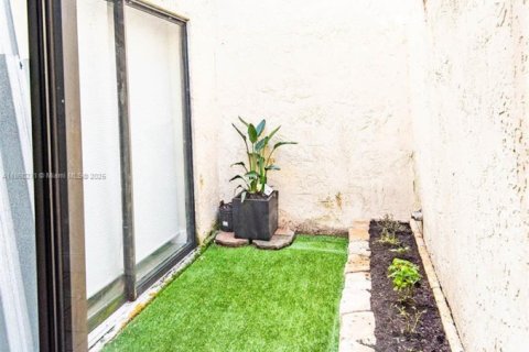 Adosado en venta en Davie, Florida, 3 dormitorios, 143.81 m2 № 1978818 - foto 29