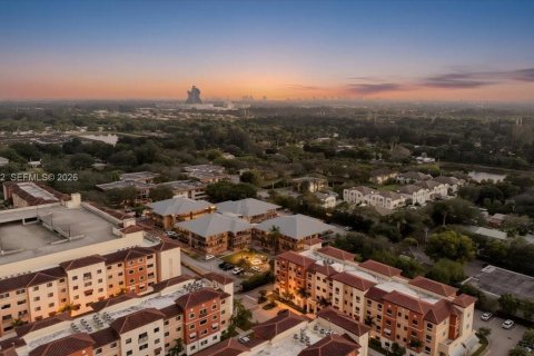 Condo in Davie, Florida, 2 bedrooms  № 2010413 - photo 22