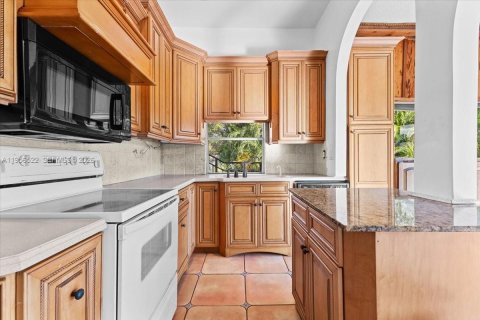 Condo in Davie, Florida, 2 bedrooms  № 2010413 - photo 26