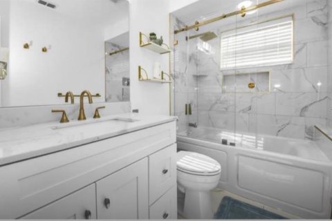 Casa en venta en New Port Richey, Florida, 4 dormitorios, 216.65 m2 № 2386308 - foto 21
