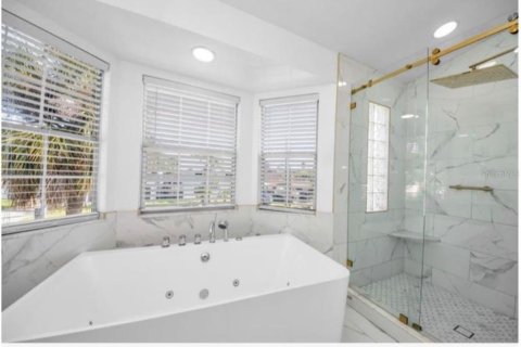 Casa en venta en New Port Richey, Florida, 4 dormitorios, 216.65 m2 № 2386308 - foto 20