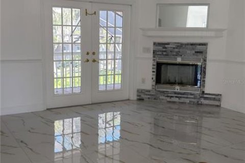 Casa en venta en New Port Richey, Florida, 4 dormitorios, 216.65 m2 № 2386308 - foto 4