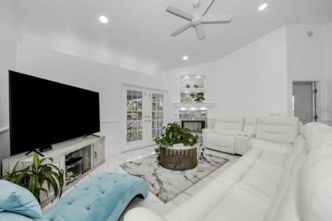 Casa en venta en New Port Richey, Florida, 4 dormitorios, 216.65 m2 № 2386308 - foto 6