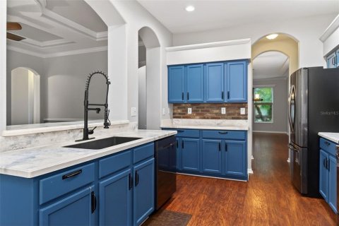 House in Sarasota, Florida 4 bedrooms, 219.44 sq.m. № 2145425 - photo 19