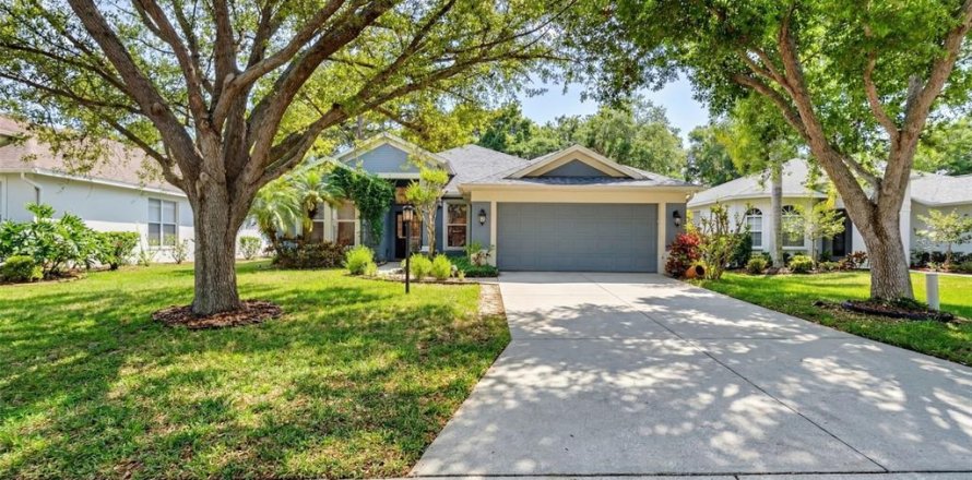 House in Sarasota, Florida 4 bedrooms, 219.44 sq.m. № 2145425