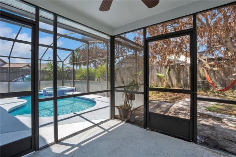 Villa ou maison à vendre à Kissimmee, Floride: 3 chambres, 128.3 m2 № 2096363 - photo 27