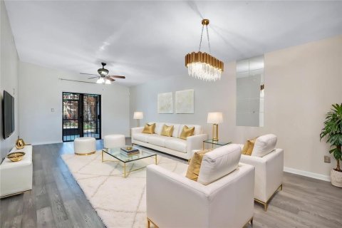 Villa ou maison à vendre à Kissimmee, Floride: 3 chambres, 128.3 m2 № 2096363 - photo 5