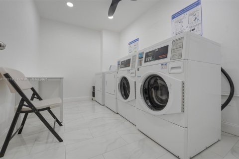 Condominio en venta en Miami Beach, Florida, 1 dormitorio, 48.31 m2 № 1784022 - foto 12