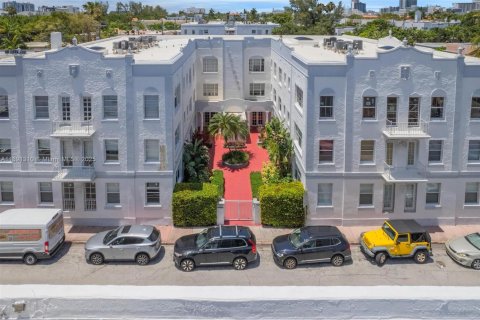 Condominio en venta en Miami Beach, Florida, 1 dormitorio, 48.31 m2 № 1784022 - foto 18