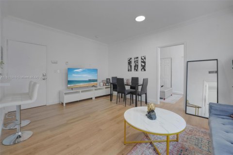 Condominio en venta en Miami Beach, Florida, 1 dormitorio, 48.31 m2 № 1784022 - foto 9