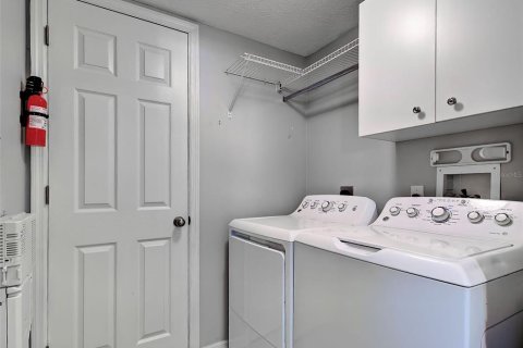 Copropriété à vendre à Venice, Floride: 2 chambres, 118.91 m2 № 2142185 - photo 30