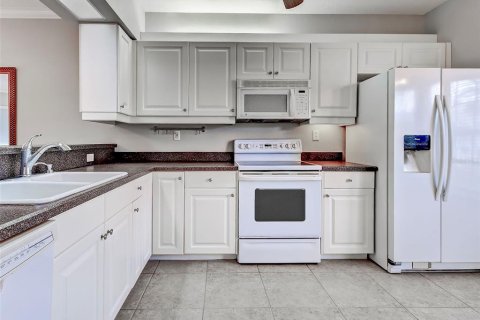 Copropriété à vendre à Venice, Floride: 2 chambres, 118.91 m2 № 2142185 - photo 15