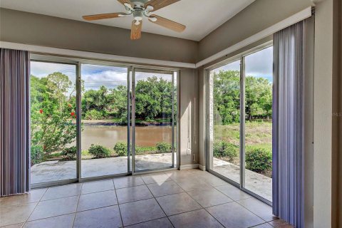 Copropriété à vendre à Venice, Floride: 2 chambres, 118.91 m2 № 2142185 - photo 11
