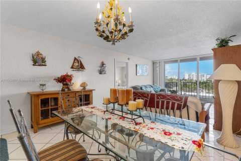 Condominio en venta en Pompano Beach, Florida, 1 dormitorio, 68.56 m2 № 1992765 - foto 6