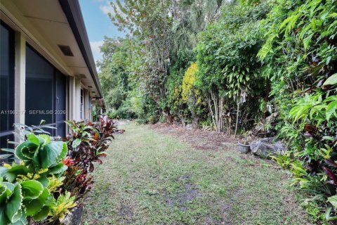 Купить виллу или дом в Корал-Спрингс, Флорида 3 спальни, 122.35м2, № 2024234 - фото 12