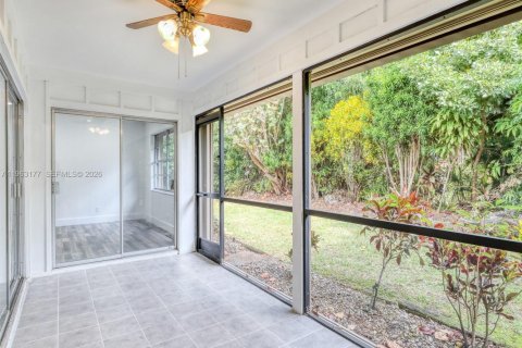 Купить виллу или дом в Корал-Спрингс, Флорида 3 спальни, 122.35м2, № 2024234 - фото 5