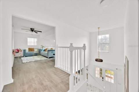 House in Orlando, Florida 5 bedrooms, 216.46 sq.m. № 1876514 - photo 21