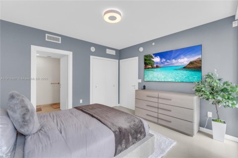 Купить кондоминиум в Майами, Флорида 2 спальни, 139.35м2, № 1970109 - фото 21