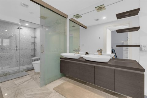 Купить кондоминиум в Майами, Флорида 2 спальни, 139.35м2, № 1970109 - фото 19