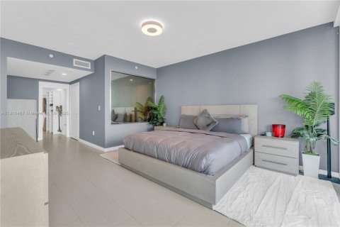 Купить кондоминиум в Майами, Флорида 2 спальни, 139.35м2, № 1970109 - фото 15