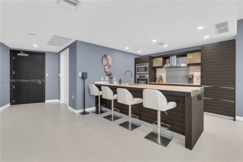 Купить кондоминиум в Майами, Флорида 2 спальни, 139.35м2, № 1970109 - фото 3