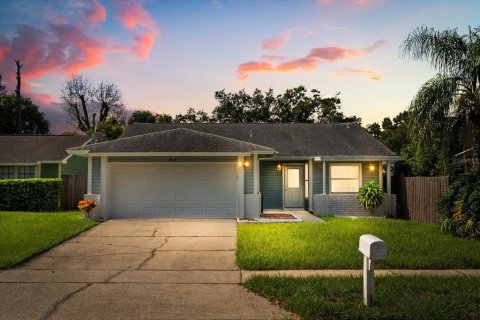 Casa en alquiler en Orlando, Florida, 3 dormitorios, 138.24 m2 № 1902629 - foto 1