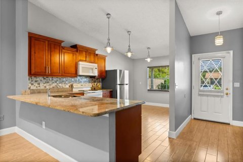 Casa en alquiler en Orlando, Florida, 3 dormitorios, 138.24 m2 № 1902629 - foto 8