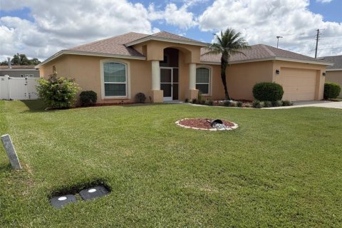 Casa en venta en Winter Haven, Florida, 3 dormitorios, 175.4 m2 № 2388289 - foto 25