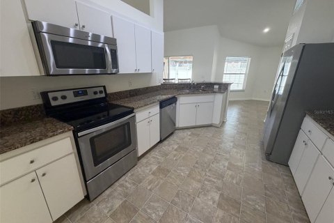 Casa en venta en Winter Haven, Florida, 3 dormitorios, 175.4 m2 № 2388289 - foto 7