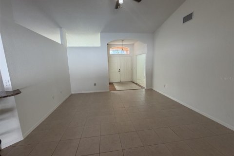 Casa en venta en Winter Haven, Florida, 3 dormitorios, 175.4 m2 № 2388289 - foto 3