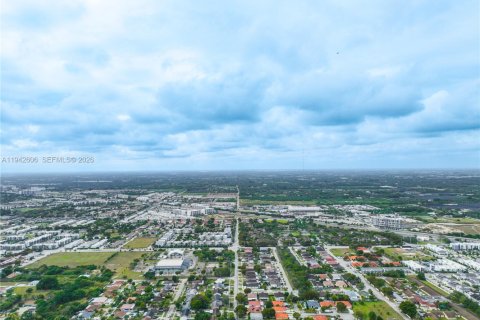 Casa en venta en Homestead, Florida, 3 dormitorios, 123.93 m2 № 2057927 - foto 19