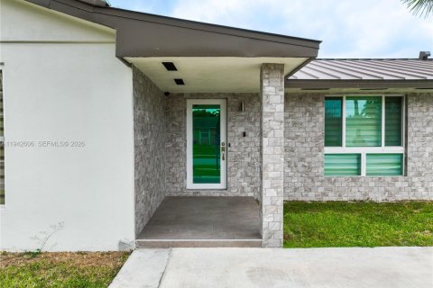 Casa en venta en Homestead, Florida, 3 dormitorios, 123.93 m2 № 2057927 - foto 10