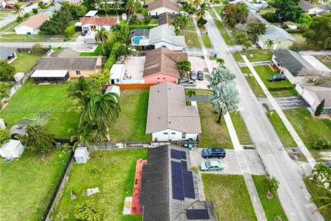 Casa en venta en Homestead, Florida, 3 dormitorios, 123.93 m2 № 2057927 - foto 13