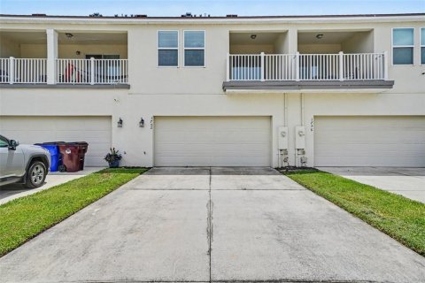 Touwnhouse à vendre à Kissimmee, Floride: 3 chambres, 148.92 m2 № 2295195 - photo 18