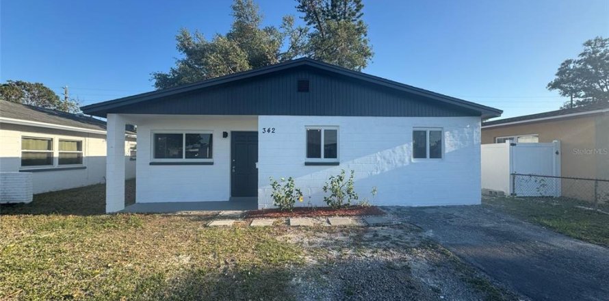 Villa ou maison à Saint Petersburg, Floride 3 chambres, 78.78 m2 № 1722591