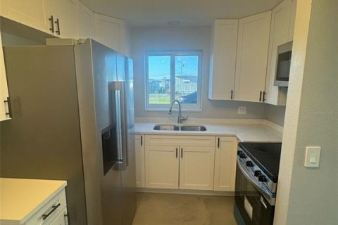 Villa ou maison à vendre à Saint Petersburg, Floride: 3 chambres, 78.78 m2 № 1722591 - photo 6