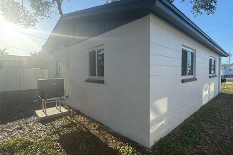 Villa ou maison à vendre à Saint Petersburg, Floride: 3 chambres, 78.78 m2 № 1722591 - photo 18