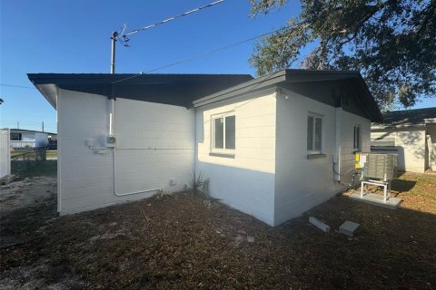 Villa ou maison à vendre à Saint Petersburg, Floride: 3 chambres, 78.78 m2 № 1722591 - photo 17