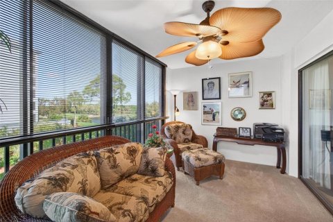 Condo in Clearwater, Florida, 4 bedrooms  № 2155653 - photo 14