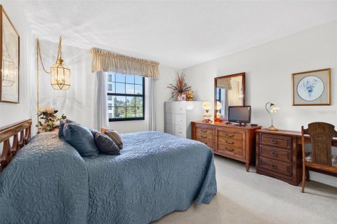Condo in Clearwater, Florida, 4 bedrooms  № 2155653 - photo 16