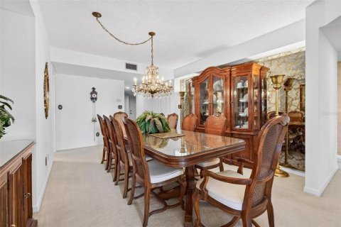 Condo in Clearwater, Florida, 4 bedrooms  № 2155653 - photo 17